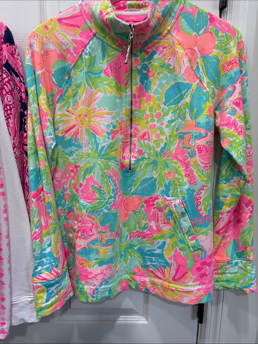 Lilly Pulitzer Skipper Popover Sz Medium - Florida “Sunshine State of Mind”